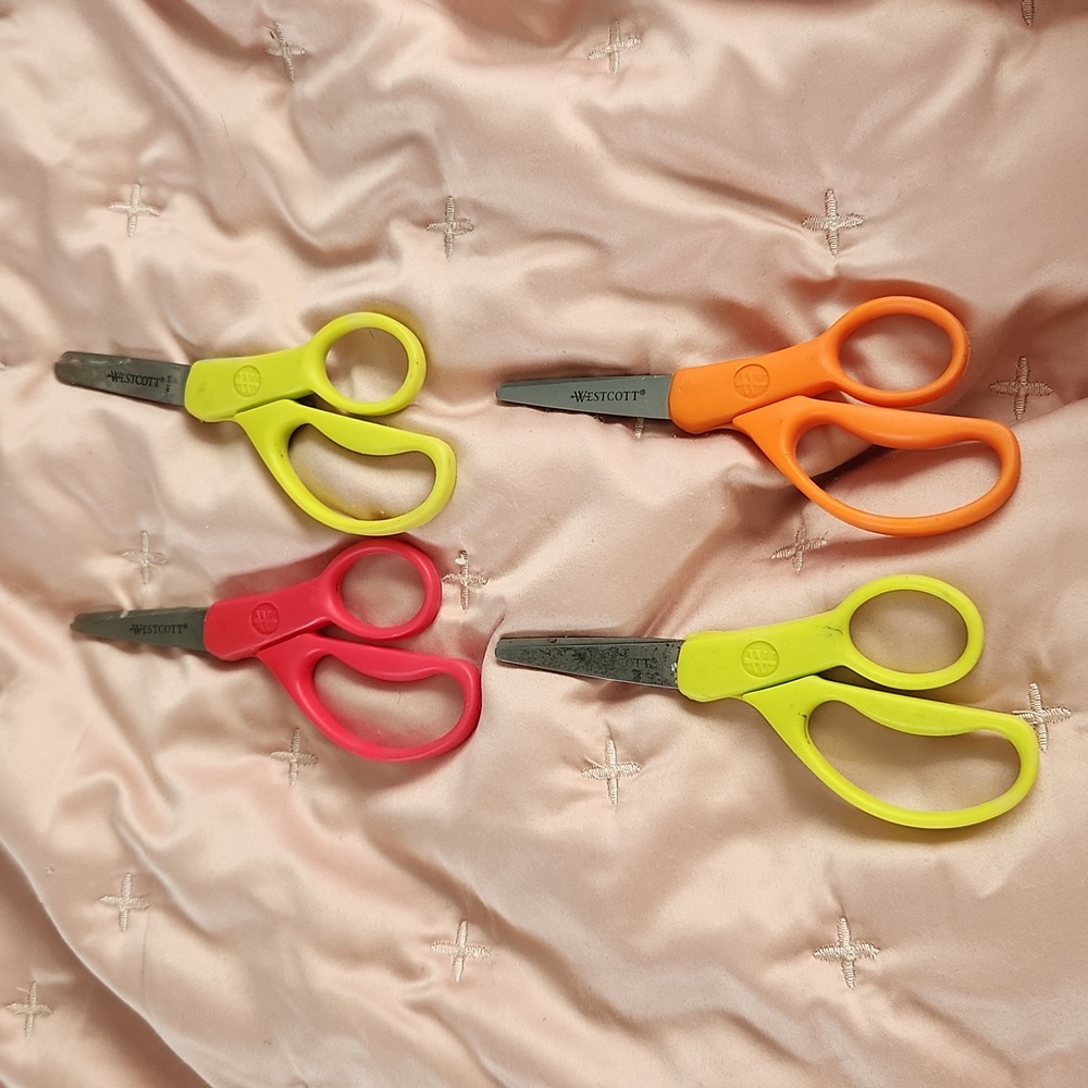 4 Westcott scissors